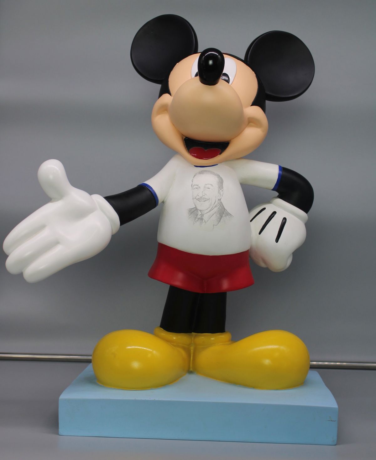 Disney Mickey Mouse “75 InspEARrations” Big Fig