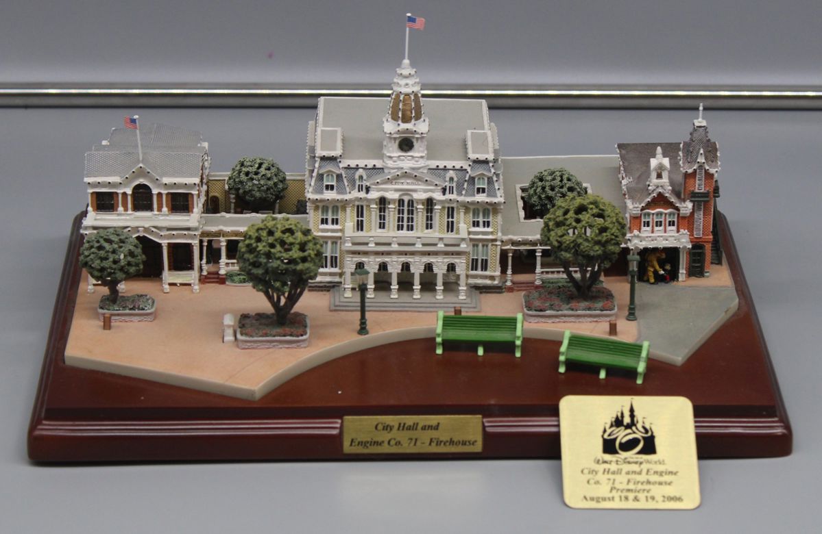 Disney Olszewski City Hall & Engine Co. 71 Firehouse – Walt Disney World Collectible