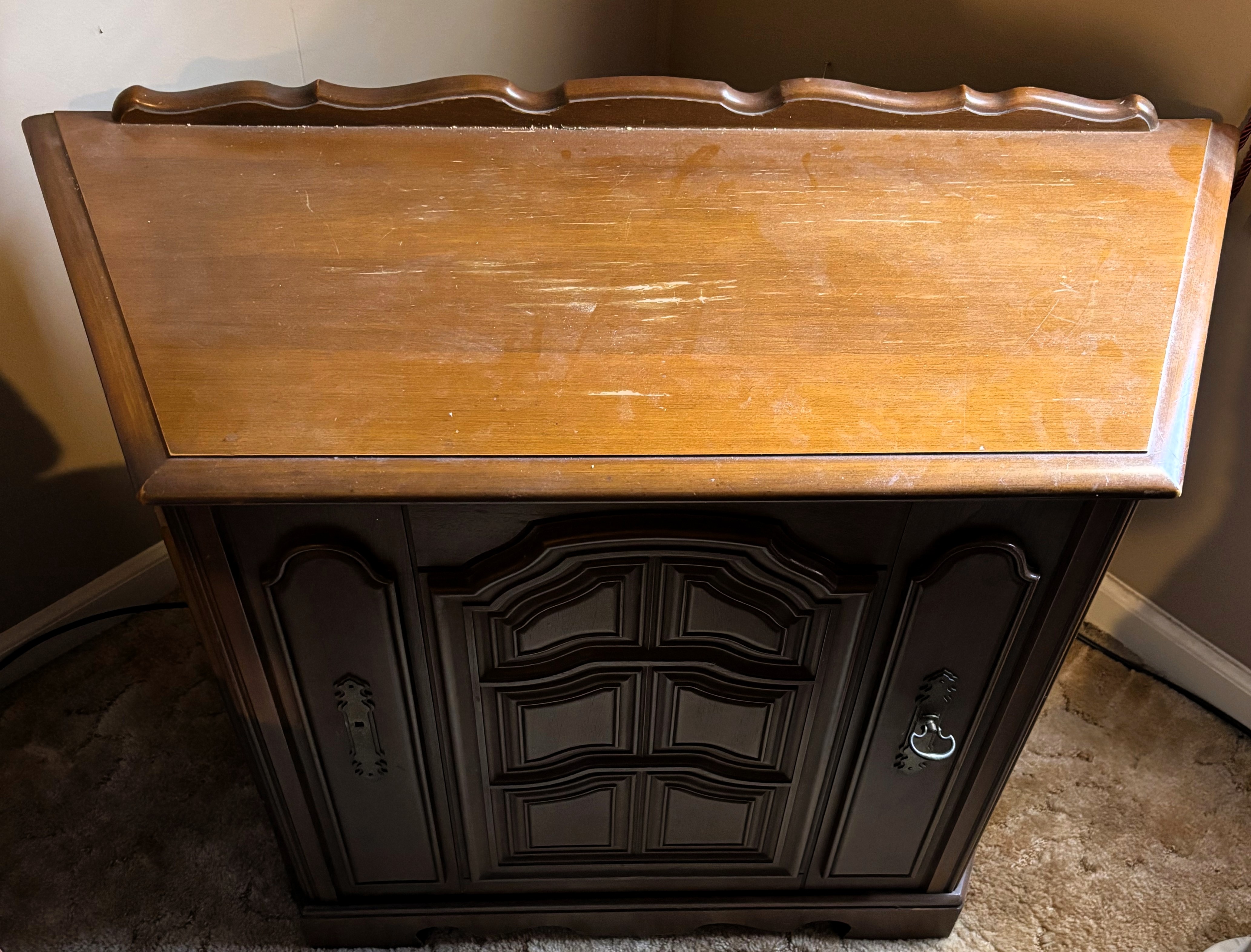Mock Estate Sale