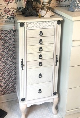 South Pointe Estate Sale | Rincon, GA